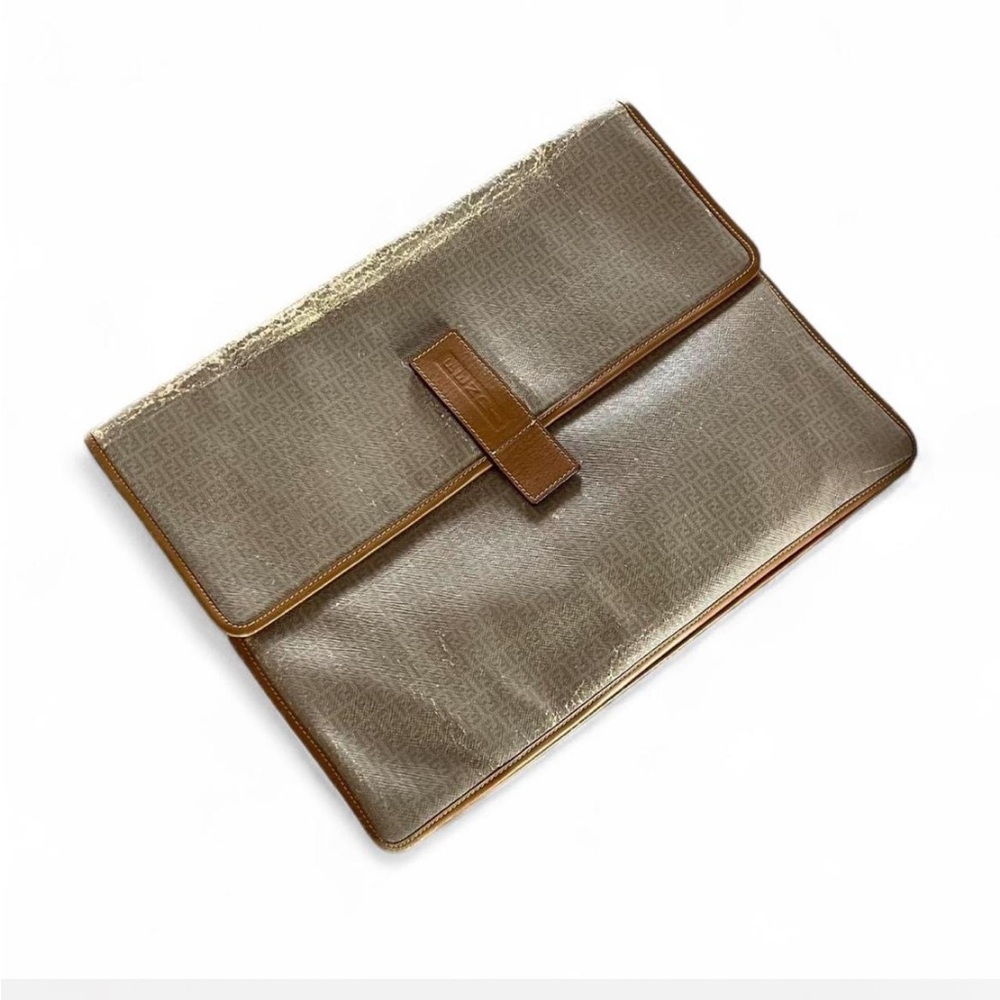 Vinatage authentic Fendi Beige and tan Zucchino large clutch in fair condition